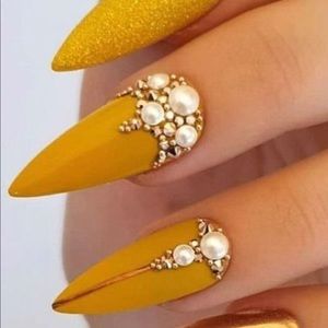 Meet your Posher, Keely